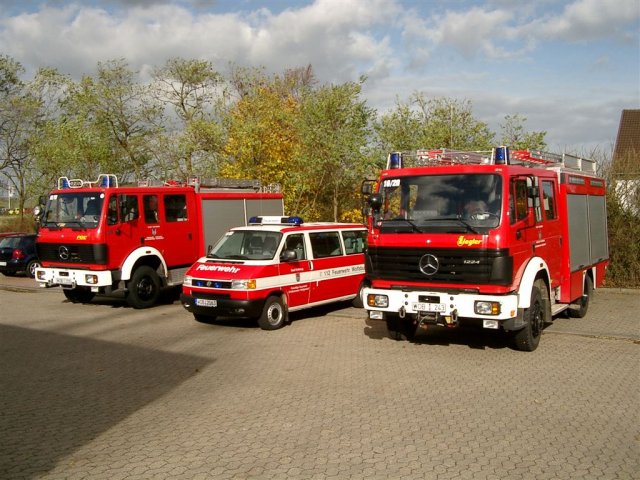 Die Fahrzeugflotte der Freiwilligen Feuerwehr Heiligendorf im Jahr 2009, Foto: Freiwillige Feuerwehr Heiligendorf