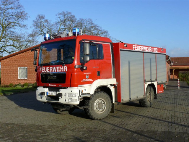 Das fertig ausgerüstete TLF 3000 im November 2013, linke Seite, Foto: Freiwillige Feuerwehr Heiligendorf