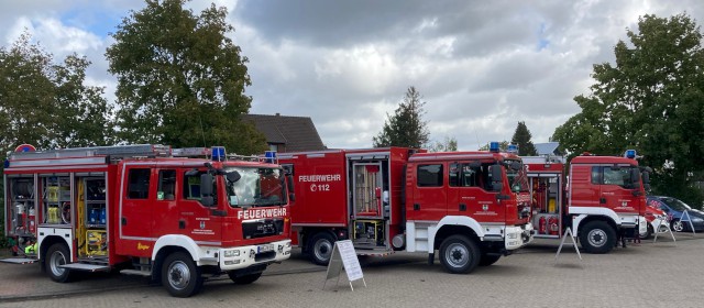Die Fahrzeuge sind zur Besichtigung freigegeben, Foto: Freiwillige Feuerwehr Heiligendorf