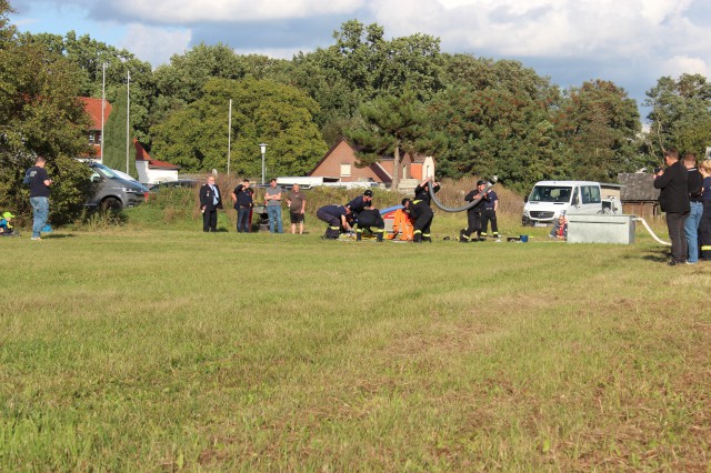 Die Wettkampftruppe der FF Miltern, Foto: Freiwillige Feuerwehr Heiligendorf