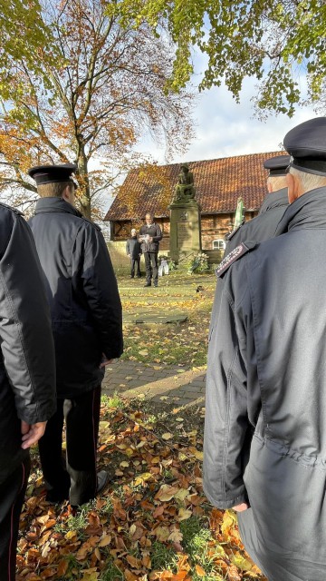 Gedenken am Volkstrauertag, Foto: Freiwillige Feuerwehr Heiligendorf