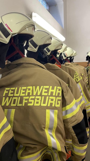 Die neue Einsatzbekleidung, Foto: Freiwillige Feuerwehr Heiligendorf