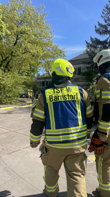 Übung des Löschzugs Süd in der Grundschule Hasenwinkel in Neindorf, Foto: Freiwillige Feuerwehr Heiligendorf