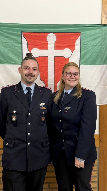 JHV: Der 'alte' Jugendfeuerwehrwart und die neue Stellvertreterin, Foto: Freiwillige Feuerwehr Heiligendorf