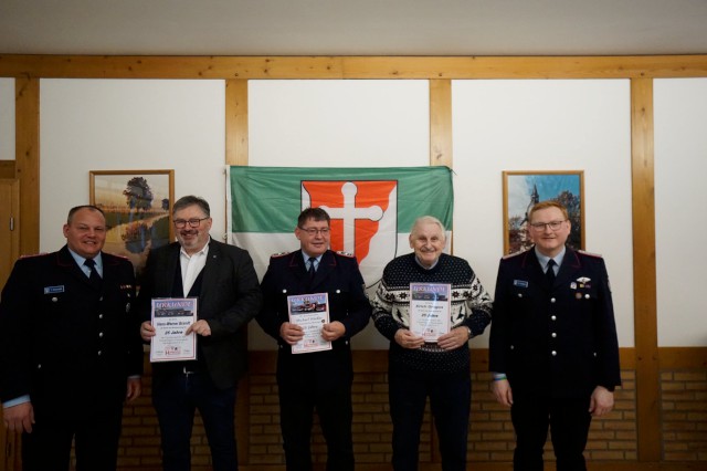 MV: Ehrung für 25 Jahre Mitgliedschaft, Foto: Freiwillige Feuerwehr Heiligendorf