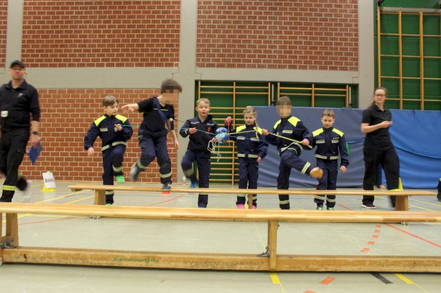 Die Kinderfeuerwehr bei den Indoorgames 2023, Foto: Freiwillige Feuerwehr Heiligendorf