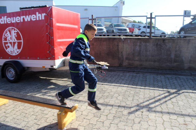 Unsere Kids bei der Brandfloh-Abnahme 2024 in Vorsfelde, Foto: Freiwillige Feuerwehr Heiligendorf