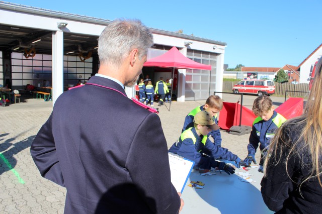 Unsere Kids bei der Brandfloh-Abnahme 2024 in Vorsfelde, Foto: Freiwillige Feuerwehr Heiligendorf