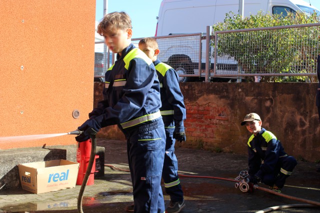 Unsere Kids bei der Brandfloh-Abnahme 2024 in Vorsfelde, Foto: Freiwillige Feuerwehr Heiligendorf