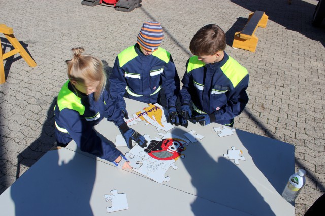 Unsere Kids bei der Brandfloh-Abnahme 2024 in Vorsfelde, Foto: Freiwillige Feuerwehr Heiligendorf