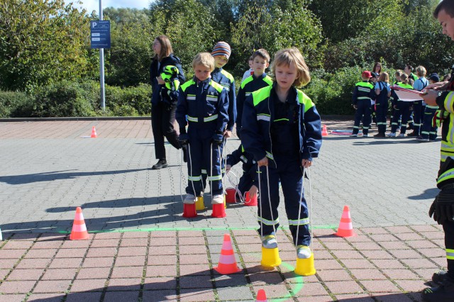 Spiel ohne Grenzen der Wolfsburger Kinderfeuerwehren in Vorsfelde, Foto: Freiwillige Feuerwehr Heiligendorf