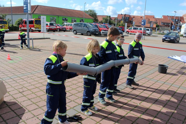Spiel ohne Grenzen der Wolfsburger Kinderfeuerwehren in Vorsfelde, Foto: Freiwillige Feuerwehr Heiligendorf